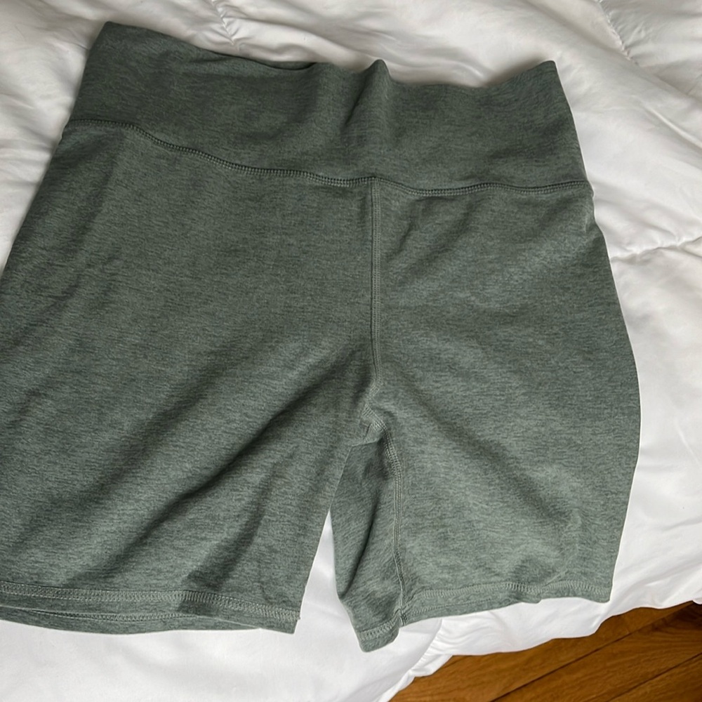 Vuori clean elevation biker short